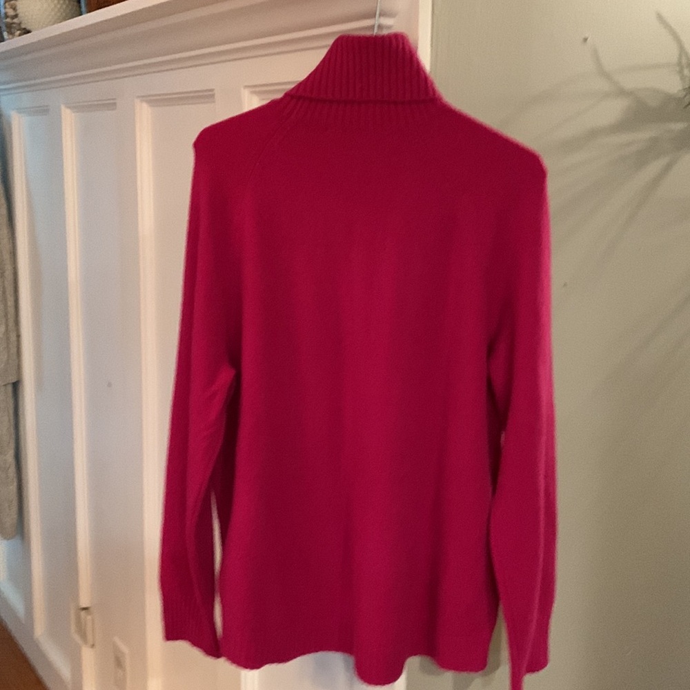 J.Crew turtleneck size extra-large tags on never worn - Picture 2 of 6